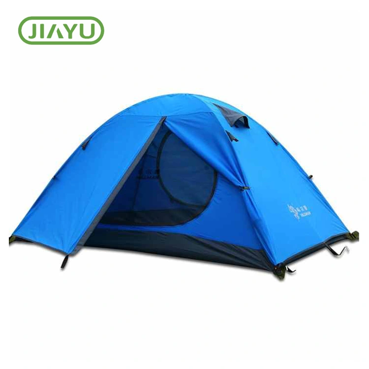 Kleng Zelter ënnerstëtzen distanzer Dreem, a Camping Féiwer weiderhin ze hëtzen